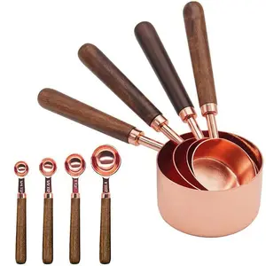 Oro rosa 4 Pezzi In Acciaio Inox Accessori Per la Cucina di Cottura Tazze e Cucchiai di Misura Strumento Set Con La Noce di Manico In Legno