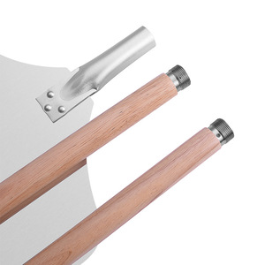 <span class=keywords><strong>Pelle</strong></span> à <span class=keywords><strong>pizza</strong></span> <span class=keywords><strong>en</strong></span> aluminium de 12 à 14 pouces avec manche <span class=keywords><strong>en</strong></span> <span class=keywords><strong>bois</strong></span> détachable Logo personnalisable Outil à <span class=keywords><strong>pizza</strong></span> domestique - Product Image 5