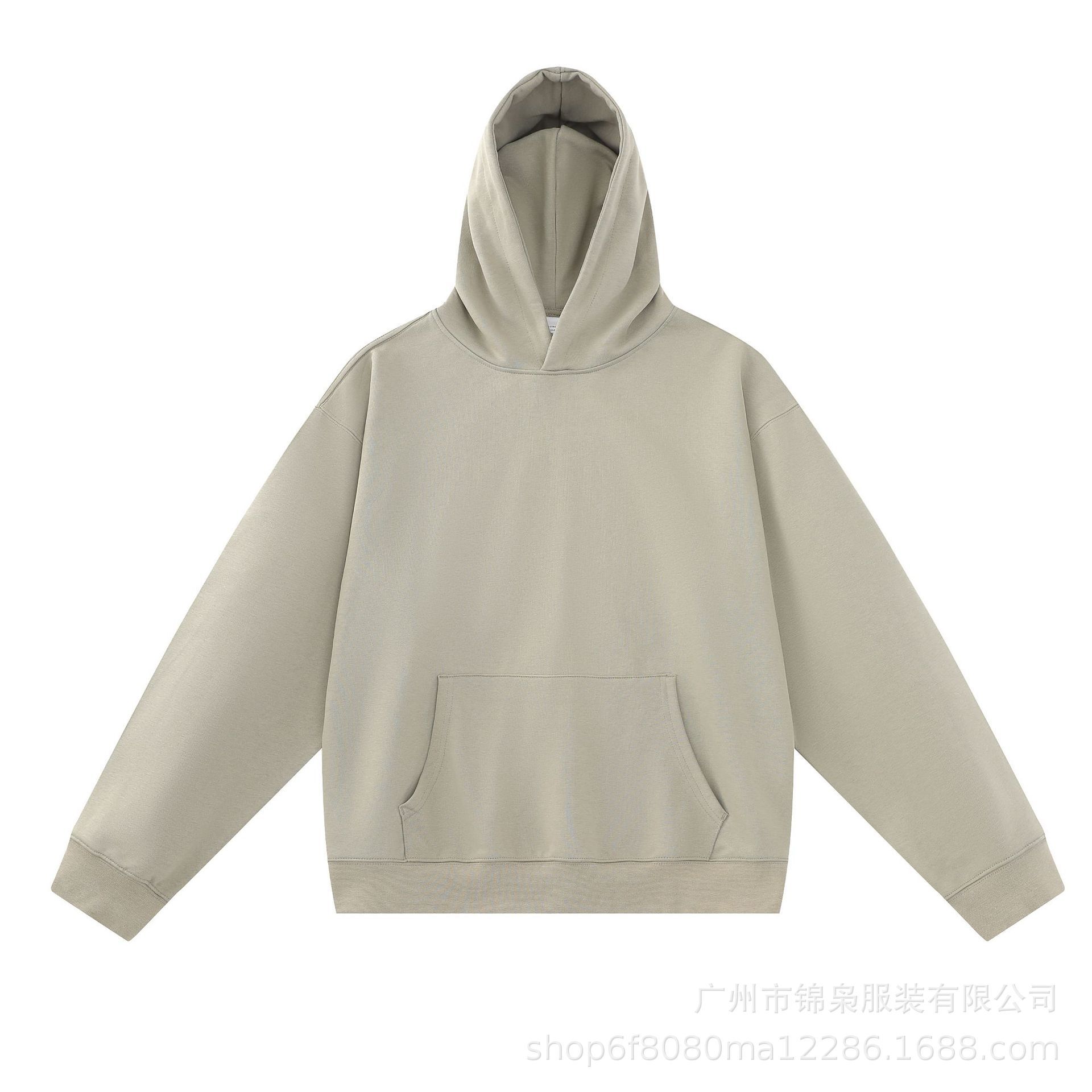 À capuche-gris-vert