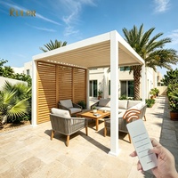 Pergola à lames orientables sur mesure, pergola en aluminium imperméable, pergola bioclimatique motorisée avec clôture en aluminium pour patio et jardin