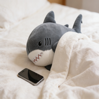 Grand oreiller en peluche requin rembourré en coton PP doux, décoration de lit mignonne, cadeau d'anniversaire, jouet pour soulager le stress et favoriser le sommeil