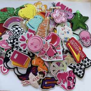 Patchs brodés thermocollants en stock – Sac surprise de 10 pièces aléatoires pour la décoration de vêtements - Product Image 2