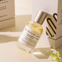 Roos Jasmijn Aroma Mini Draagbare Verpakking met Aangepast Logo Valentijnsverrassing Luxe Geurset Parfum