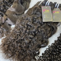Lots de Cheveux Humains Vierges Indiens Remy Qualité Salon Grade 20A Ondulés Effet Eau Double Trame Alignée en Gros