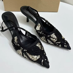 Sandales à talons aiguilles noires élégantes à bout pointu, ornées de paillettes et de perles, avec bride de cheville, pour femme - Product Image 2