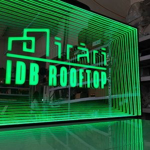 Letrero LED 3D con efecto de espejo infinito multicolor, Letrero de letras de canal RGB con efecto de espejo infinito, Letrero de letras de canal artísticas, Letrero LED 3D - Product Image 3