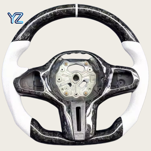 Volant sport LED en fibre de carbone YZ pour <span class=keywords><strong>BMW</strong></span> 530 528 540i 740 328i <span class=keywords><strong>320i</strong></span> 335i F01 F02 F10 F30 F31 M2 M3 M4 M5 G30 E63 - Product Image 1