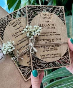 Nuevas invitaciones de boda de madera con flores secas eternas, diseño de corte láser para boda en la playa - Product Image 3