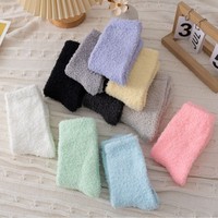 Chaussettes pantoufles douces et chaudes en peluche pour femme, chaussettes d'hiver moelleuses, chaussettes décontractées pour la maison, chaussettes douillettes et confortables pour dormir
