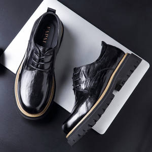 Zapatos de vestir formales clásicos de alta gama para hombre, hechos de cuero, adecuados para bodas y fiestas formales. - Product Image 4