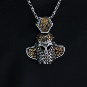 Collar con Colgante de Casco de Guerrero Vikingo de Acero Inoxidable Estilo Nórdico Vintage, Diseño de Máscara, Joyería para Hombre, Regalo, Accesorio de Moda - Product Image 3