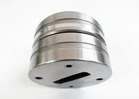 Matrice d'extrusion en aluminium de haute précision, moule d'extrusion de profilés en aluminium à cavité personnalisée pour profilés en aluminium à rainures dentées