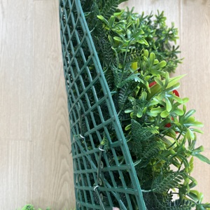 Pannello Decorativo 100x100cm in Plastica Densa con Foglie Verdi Artificiali - Decorazione per Ringraziamento e Natale, Design Leggero e Durevole - Product Image 2