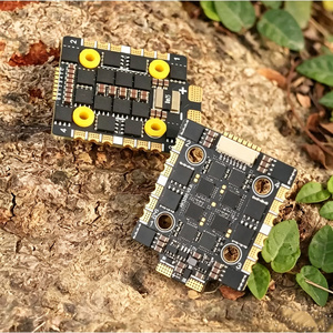 ชุดควบคุมการบิน <span class=keywords><strong>HAKRC</strong></span> <span class=keywords><strong>F722</strong></span> V2 Mini Flight Stack 32-bit 65A BLHeli32 4in1 ESC ขนาด 20x20 มม. รองรับ 2-6S ใช้ได้กับ DJI O3 สำหรับโดรน FPV แข่งขันและฟรีสไตล์ - Product Image 2