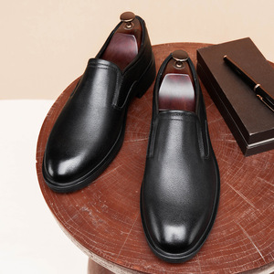 Nuevos zapatos informales para hombre, zapatos de negocios de cuero genuino para hombre, mocasines clásicos de estilo británico, zapatos planos cómodos para caminar para hombre - Product Image 3