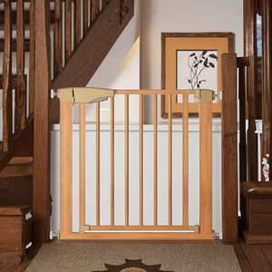 Puerta DE SEGURIDAD retráctil ultra ancha Barrera de escalera de madera pintada ecológica de alta calidad - Product Image 5