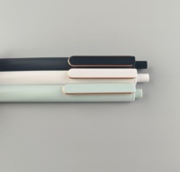 YF PEN Nouveau Style Stylos à bille en plastique 1.0mm Largeur d'écriture Logo personnalisé et utilisation promotionnelle