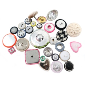 Differenza dimensione del pulsante del cuore per l'abbigliamento in alluminio bottone copertura in tessuto bella fibbia - Product Image 4