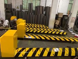 Fábrica de seguridad vial de dos vías de neumáticos Killer Spike Blocker Roadblocker Barricade - Product Image 6