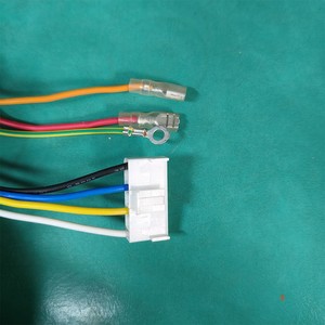 Motor de Repuesto para Aire Acondicionado Midea YDK120-72-8ZH, 7 Cables, 72W - Product Image 1