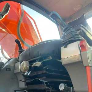 รถขุดตีนตะขาบ Doosan DX340LC-9C ขนาด 34 ตัน พร้อมบุ้งขุด ยี่ห้อเครื่องยนต์ Doosan - Product Image 5