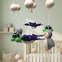 Mobile musical pour bébé en laine 100% nouvelle-zélandaise, fait main, doux, étoile en feutre, chien, fabriqué au Népal, couleurs personnalisées, Noël