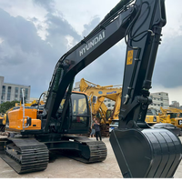Excavatrice sur chenilles Hyundai 220LC-9S d'occasion, 22 tonnes, 95% neuve, moteur diesel, pompe hydraulique, PLC, godet de terrassement