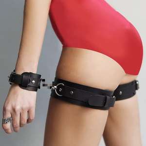 Arnés de Cuero para Mujeres de Fullyoung, para Juegos de Bondage en Pareja y Ejercicios de Kegel - Juguete Sexual para Adultos - Product Image 1