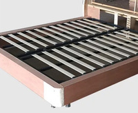 Italienisches Modernes Minimalistisches Komfortables Möbelstück Holz-Queensize-Bettgestell Schönes Stoffbezogenes Kingsize-Bett für Schlafzimmer
