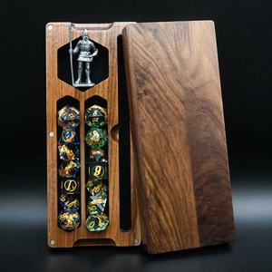 Boîte à dés en bois rectangulaire pour <span class=keywords><strong>miniatures</strong></span> de jeu de rôle, disponible en 3 tailles, pour Donjons et Dragons - Product Image 1