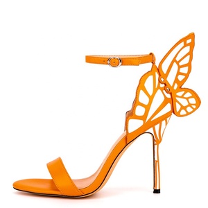 Sandalias de tacón alto con diamantes brillantes para mujer, talla grande 45, de ajuste <span class=keywords><strong>ancho</strong></span>, con una sola tira, estilo stiletto, para verano. - Product Image 2