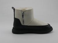 Bottes de neige noires et blanches à semelle épaisse avec fermeture éclair