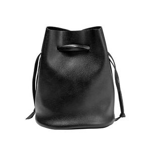 Sac à bijoux noir à cordon personnalisable, grande capacité, en cuir vegan PU souple, sac à dés pour le rangement des dés - Product Image 1