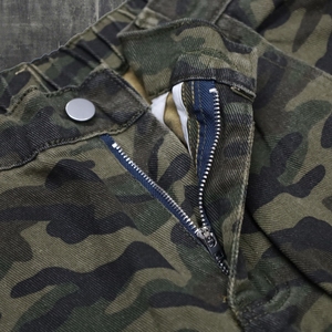 Customized Summer Streetwear Men's Distressed Cotton Multi-Pockets Shorts Camouflage All Over Printing Cargo Shorts For Men - Product Image 3