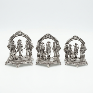 Ensemble de 3 statues Ram Darbar finition argentée, tailles graduées, représentant le Seigneur Rama, Sita, Lakshmana et Hanuman, pour la décoration religieuse de la maison et du temple - Product Image 6