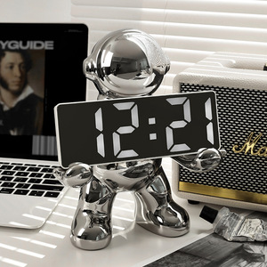 Reloj Despertador Robot Astronauta Silencioso 2026, Superventas, para Estudiantes, Adorno Electrónico Creativo para Mesa de Noche - Product Image 3