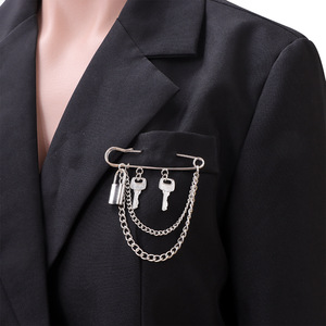 Broche de mode en forme de serrure, en alliage de zinc, unisexe, accessoire de bijoux pour usage quotidien - Product Image 1