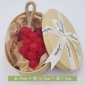 Savon artisanal en forme de raisin, 200g, avec logo personnalisé, roses colorées, raisins faits à la main, avec boîte. - Product Image 6