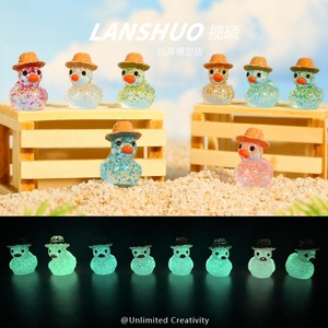 Lanshuo Resin Duck Miniature With Hat Glitter Decor Home Decoration DIY Jewelry Set - Product Image 1