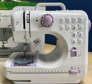 Mini machine à coudre domestique multifonction, neuve, avec mécanisme d'alimentation manuel et pied entraîneur, pour cuir, tissu et textile sur mesure - Product Image 6