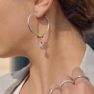 Boucles d'oreilles créoles bicolores en acier inoxydable plaqué or 18 carats, design géométrique, bijoux pour femme, cadeau, boucles d'oreilles pendantes tendance - Product Image 4