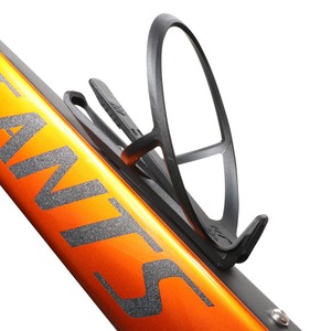 Cage à bouteille d'eau <span class=keywords><strong>ultra</strong></span>-légère en fibre de carbone, matériau composite en nylon avec levier de pneu - Product Image 5