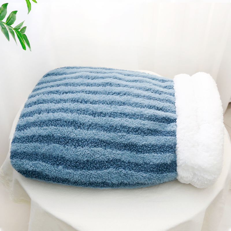 Sac de couchage - rayures bleues