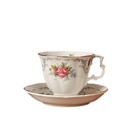 Ensemble de tasses à thé de l'après-midi en céramique légère et rétro avec fleur de rose Ensemble de tasses à café en céramique à bord doré créatif