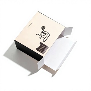 Scatola Regalo in Carta Stampata Premium PABLO con Dettagli in Rilievo, Confezione di Lusso per Cioccolato e Prodotti Alimentari - Product Image 5