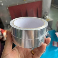 Rouleau géant de papier aluminium 8011 à bas prix du fabricant, avec adhésif activé par l'eau, pour usage industriel