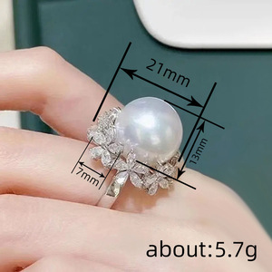 Elegante anello da donna con fiore di perle finte, pietra micro intarsiata brillante, nuovo gioiello alla moda per le mani - Product Image 4