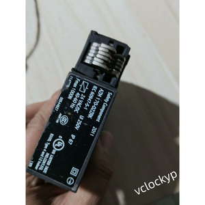 Interrupteur de sécurité Schmersal AZM 170-02ZRK 101140795 24V AC/DC d'occasion - Product Image 4