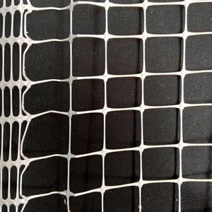 Fabrikverkauf: Premium-Kunststoff-Hühnerdrahtgeflecht für Hühnerställe und Hühnerkäfige - Product Image 5