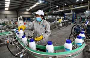 Beta-<span class=keywords><strong>cipermetrina</strong></span> 4.5% EW, <span class=keywords><strong>Insecticida</strong></span> Agrícola Económico y Altamente Efectivo Contra Orugas de Repollo, Pulgones e Insectos del Suelo - Product Image 5